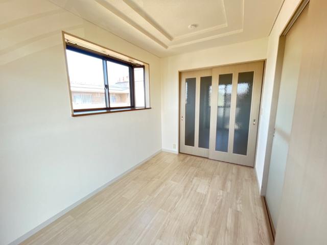 クレストール武蔵浦和 洋室