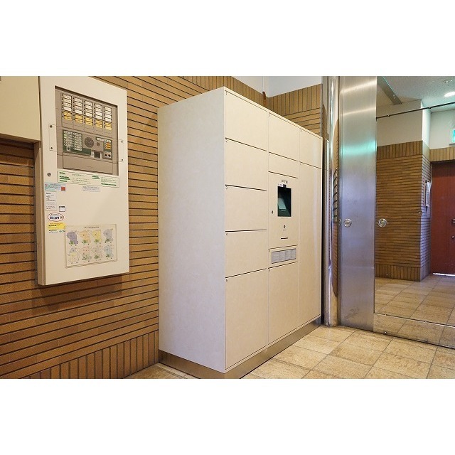 プリマヴェーラ問屋町 宅配ボックス