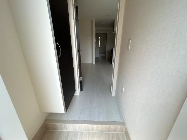 リッシュ102号室 玄関