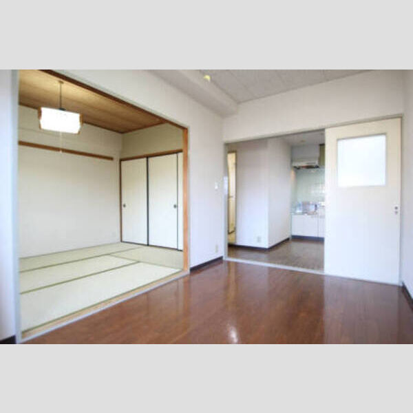 長瀬第三マンション 洋室6帖