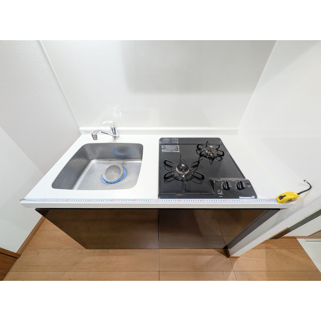 アスール亀有0101号室 シンク・コンロ