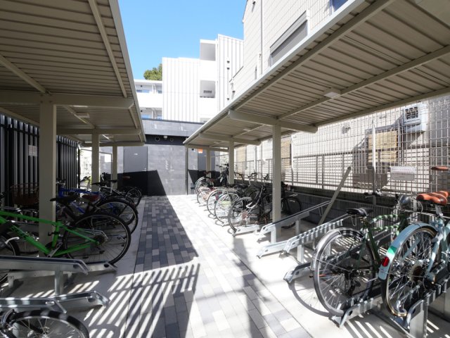PREMIUM CUBE 中野1階 外観