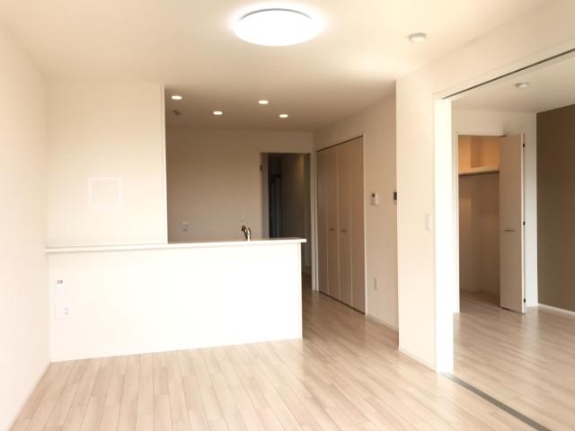 メゾンアイリス202号室 リビング