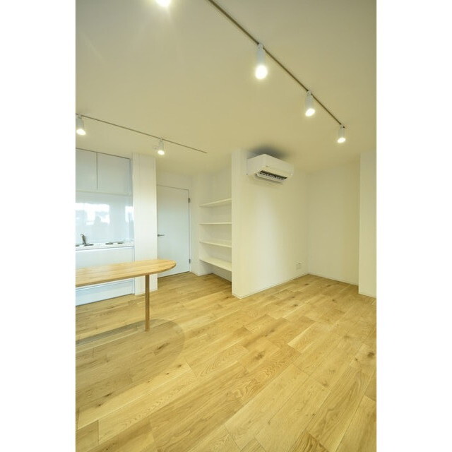 グランパセオ代々木上原0106号室 内観