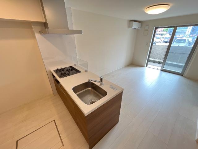 サルベージュ102号室 リビング