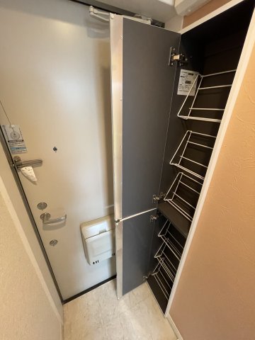 ユナイト藤棚グレイシアの杜202号室 玄関