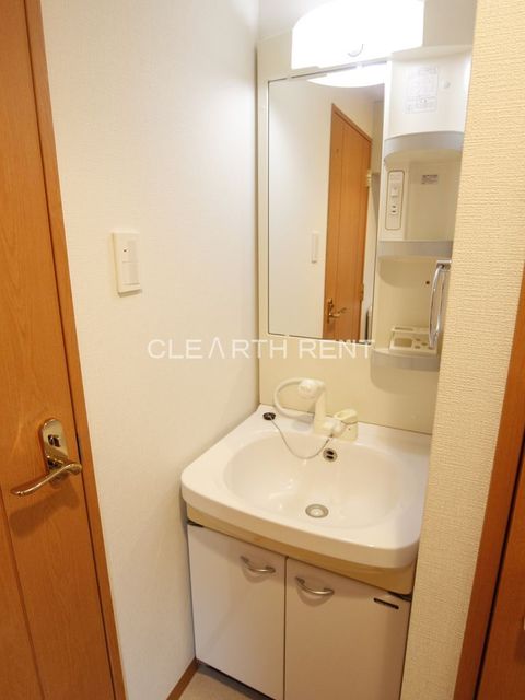 パレステュディオ虎ノ門8階 ヘッドを引き出すことができ洗髪や洗面ボウルのお手入れが手軽