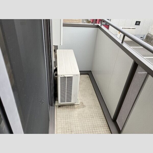 ガーデンヒルズ　A バルコニー