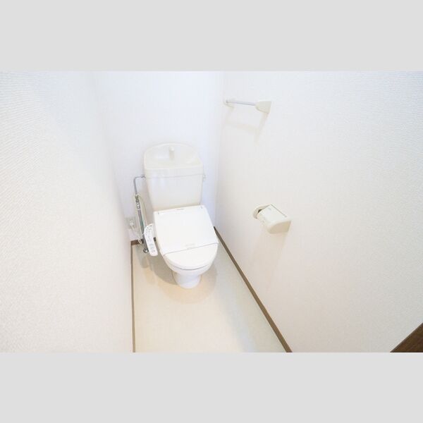 パークサイドヴィレッジ102号室 トイレ