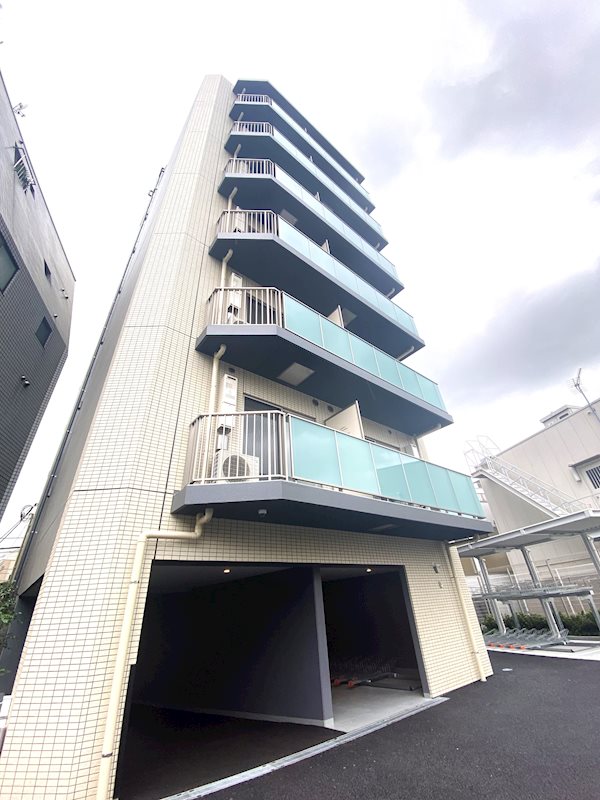 ステージファースト駒沢公園通り3階 外観