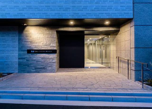 ガーラ・ステーション横浜大口 エントランス