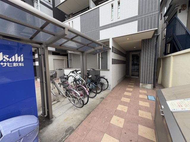 ソフィアヒルズ202号室 エントランス