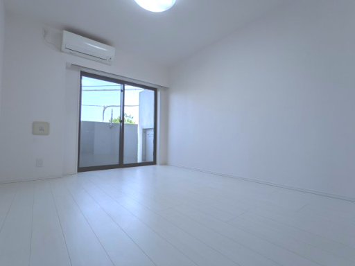 プレミアムキューブ三宿311号室 リビング