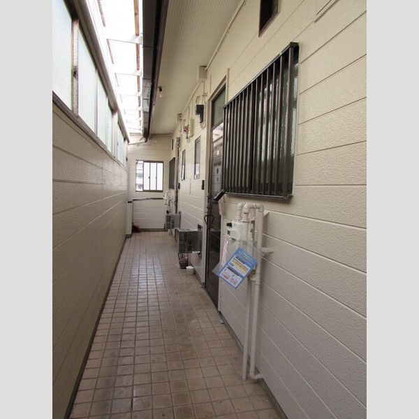 リカーハイツ エントランス