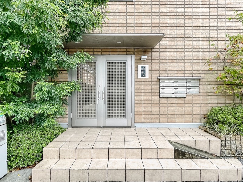 Ｌｉｂｅｒｔｅ小机1階 エントランス