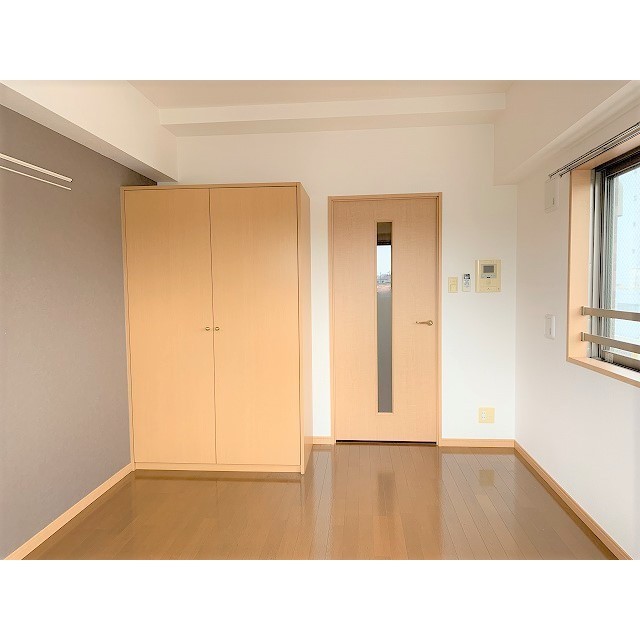 ニューシティアパートメンツ久が原0501号室 リビング