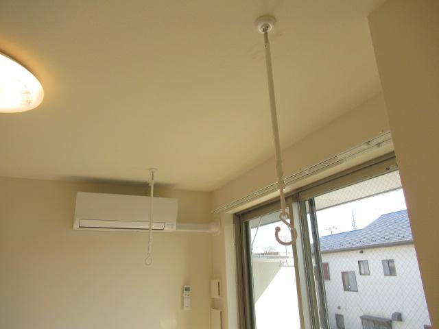 イーストガーデン 室内洗濯物干し