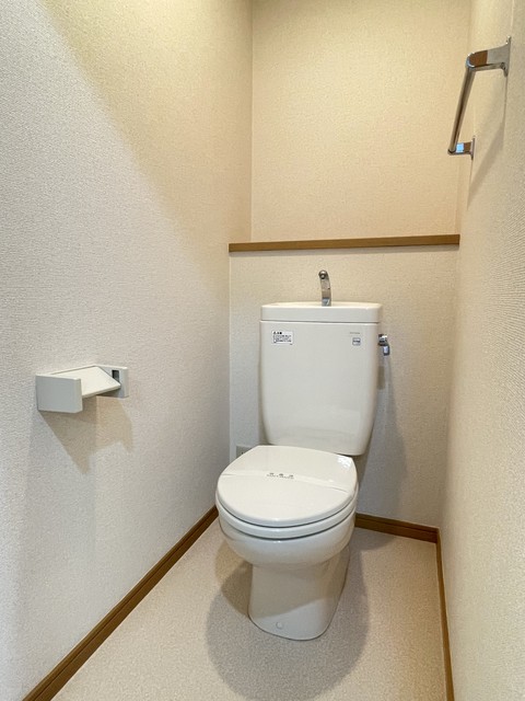 アメニティハイム 同物件の別居室写真です