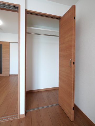 アーバンパーク六町3階 内観