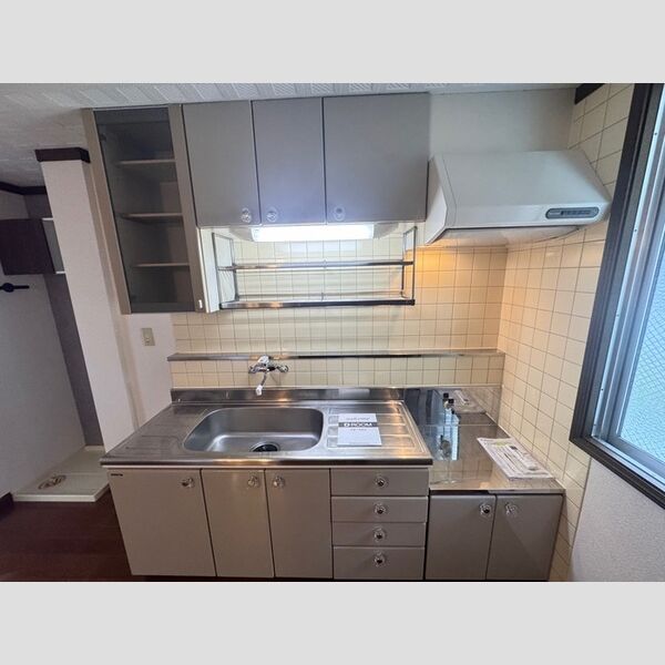 ゼフィルス花の木 キッチン