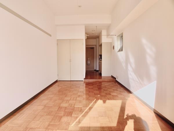 スカイプラザＩＩＩ リビング