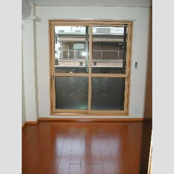 アトリオ トモ　壱番館202号室 202号室洋室