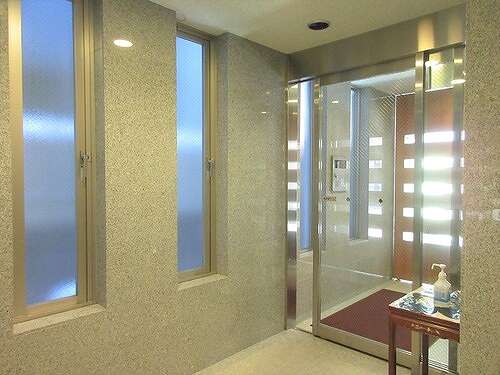 リヤド　カガヤ０４０４号室 エントランス