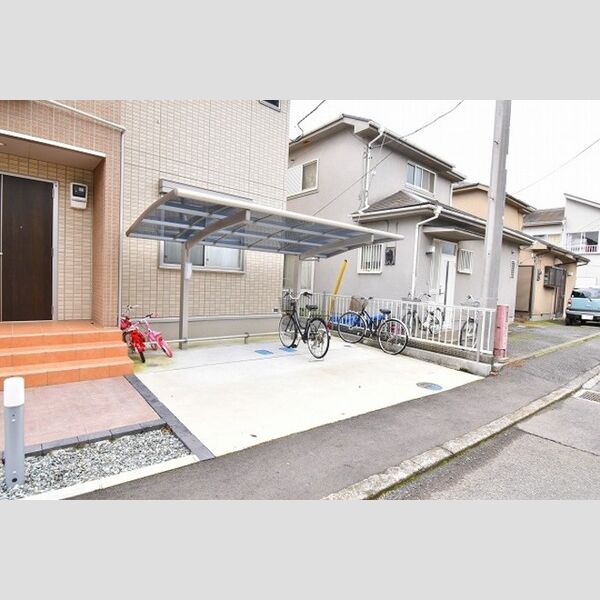 リベルテ　B 駐輪場