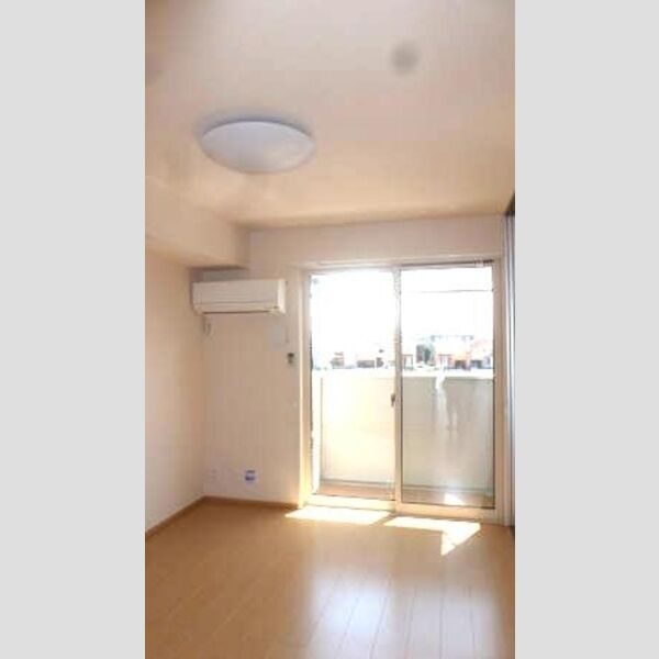 サンモール(新宿町)105号室 洋室