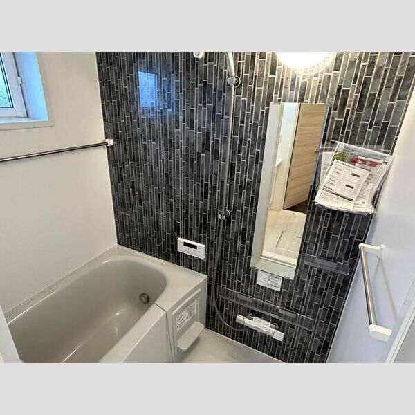 D-ROOM椿森1丁目A 浴室