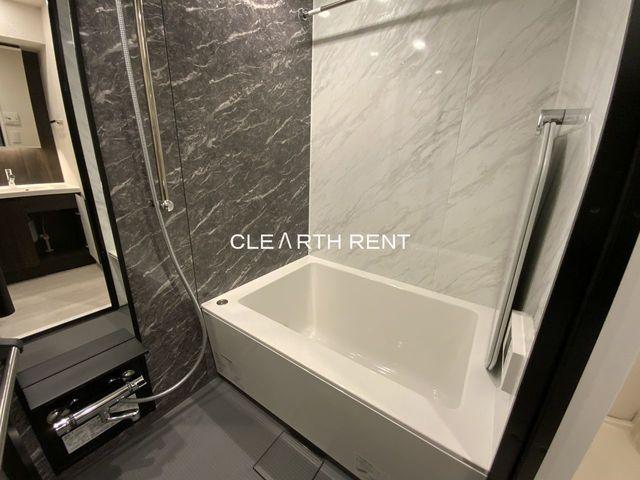 コンシェリア田町4階 浴室乾燥機付きバスルーム／追焚き機能付き