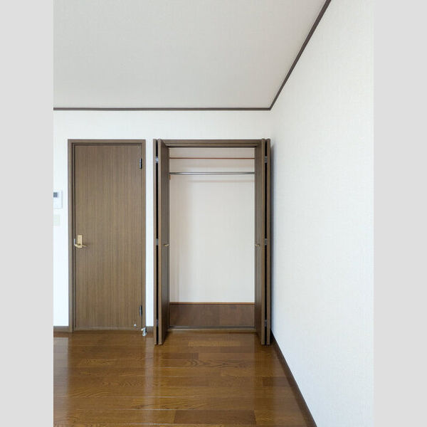 ガーデンハイツ105号室 収納