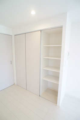 リブリ・メゾン・ド・オリビン2階 収納