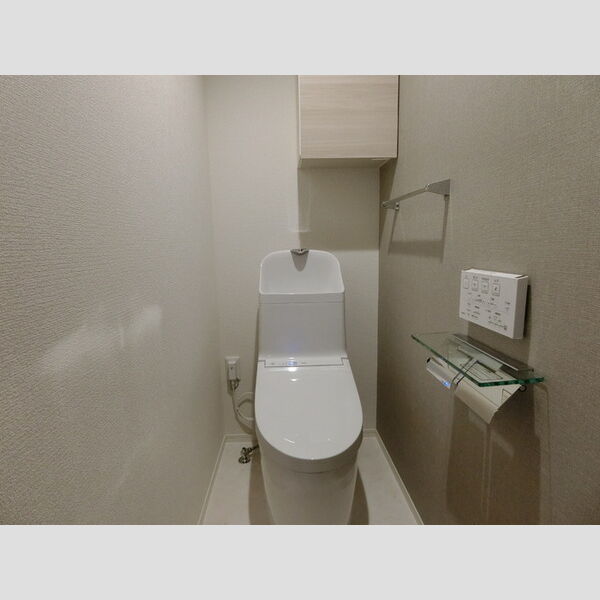 セレスティア柴又Ⅲ102号室 トイレ