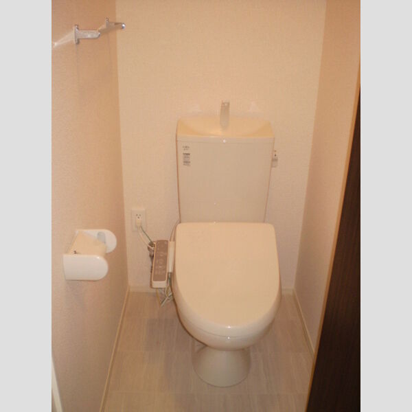 ヴィルヌーヴ　B棟205号室 温水洗浄暖房便座