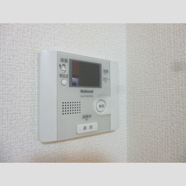 ロイヤルパレス市川101号室 カラーモニター付インターホン