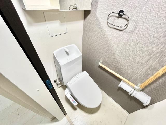 ＲＵＢＥＬＵＳＯ（ルベルソ）203号室 トイレ