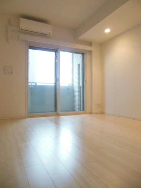 ガーラ・ステーション明大前10階 寝室