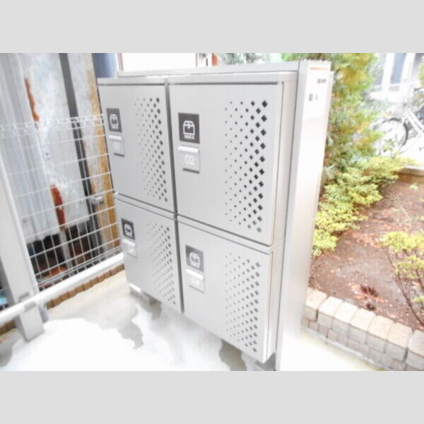 シャルマンドミール 宅配ボックス