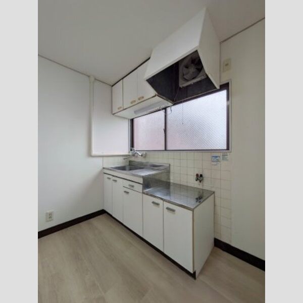 第2フラワーパレス303号室 キッチン