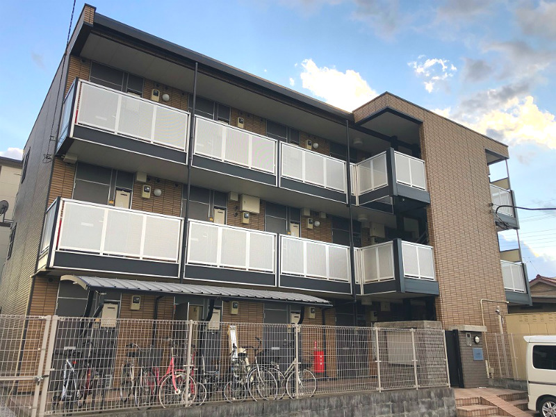 レオパレスシャルダンの外観画像