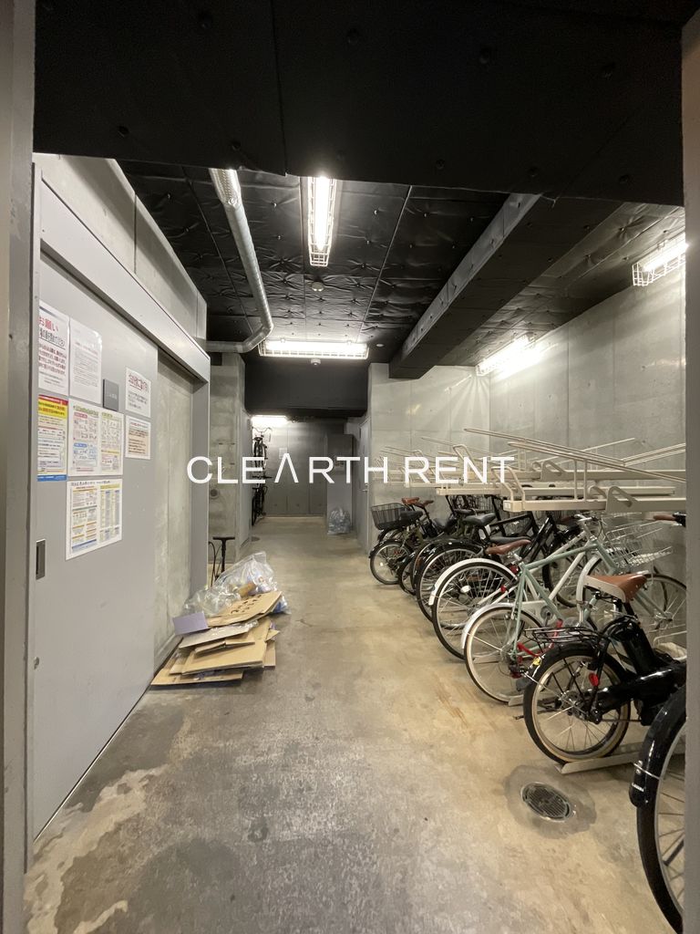 コンシェリア恵比寿5階 駐輪場