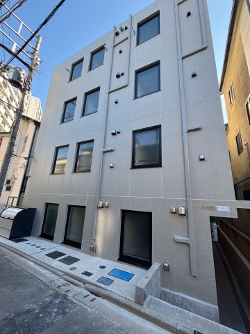 ホワイトセラス103号室 外観