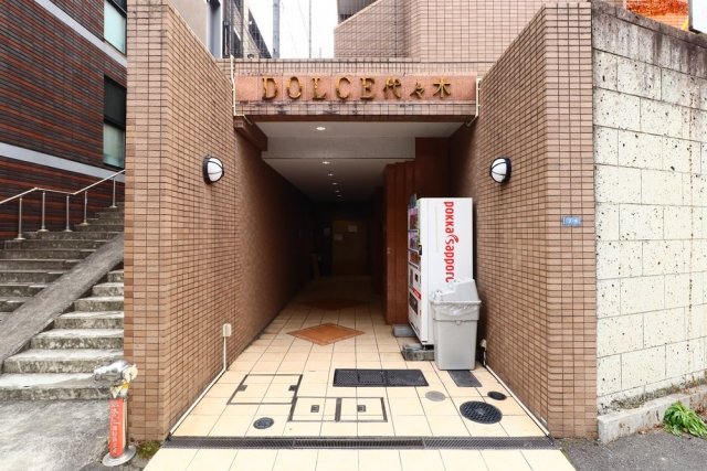 ドルチェ代々木3階 エントランス
