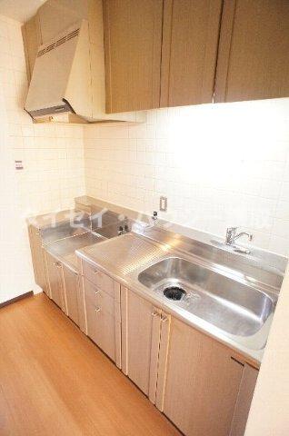 アヴニール梨の樹0102号室 広～いキッチン♪