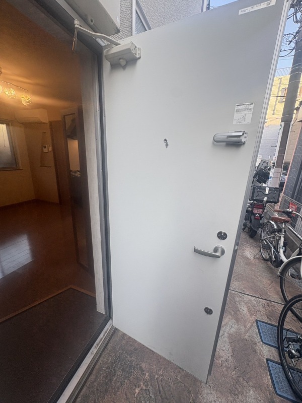 グリシーナ西新井 玄関