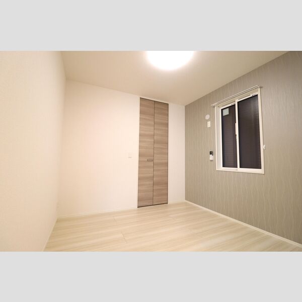 ミレニアセジュール熊谷301号室 洋室