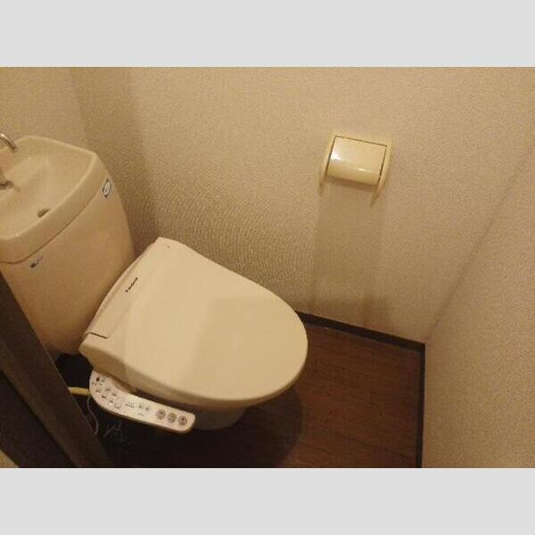 グランカーサ101号室 トイレ