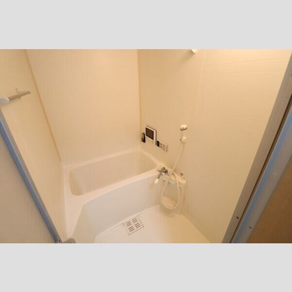 レディアンス熊谷 追い焚き機能付きバス(浴室TV付き)