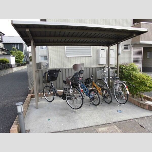 ハイフィールド　B 駐輪場